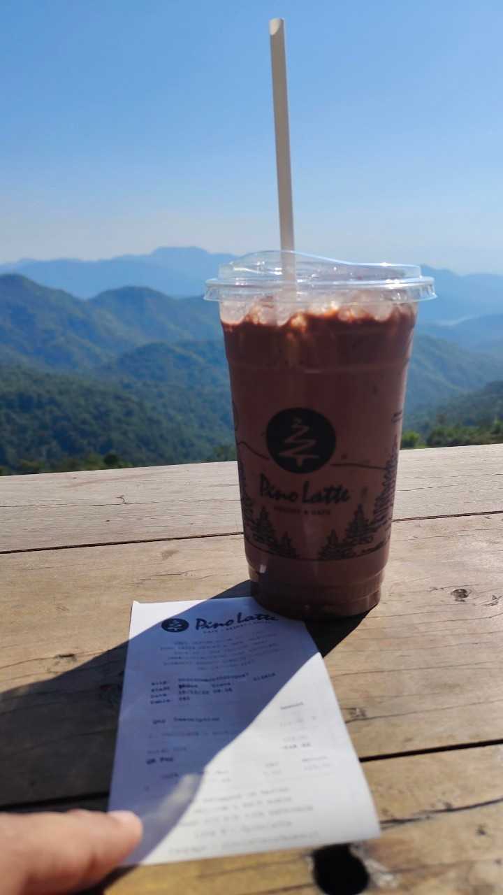 LINE_ALBUM_พีโน่_221027_0.jpg