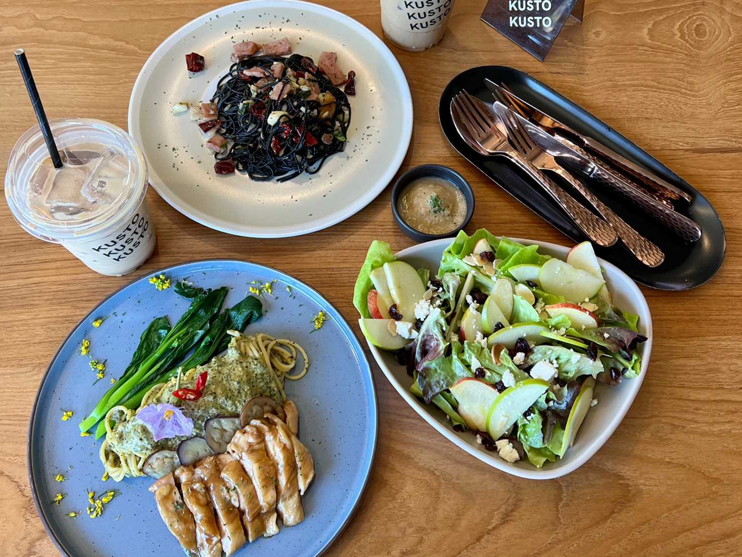 คาเฟ่คลอง 1 Kusto cafe jadtrip (12).jpg