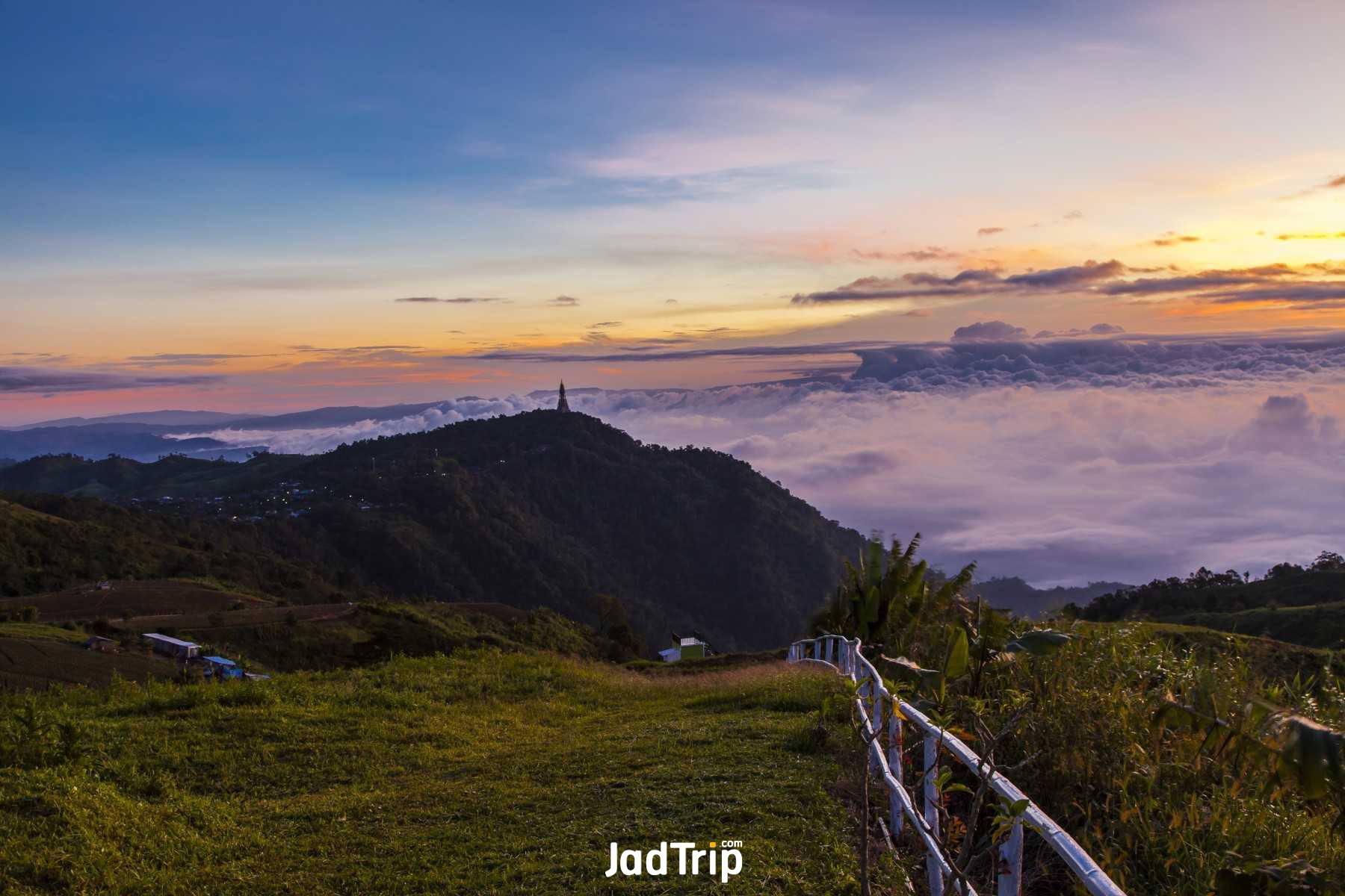 วัดป่าภูทับเบิก วัดสวย ไหว้พระขอพรในเพชรบูรณ์_jadtrip (9).jpg