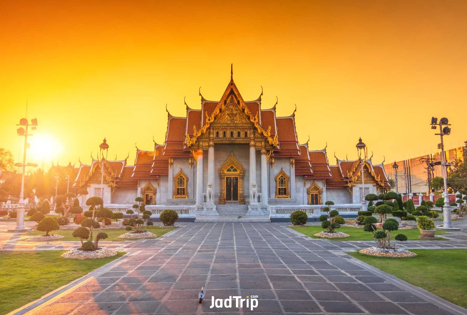 สถานที่ สวดมนต์ข้ามปี_jadtrip (2).jpg
