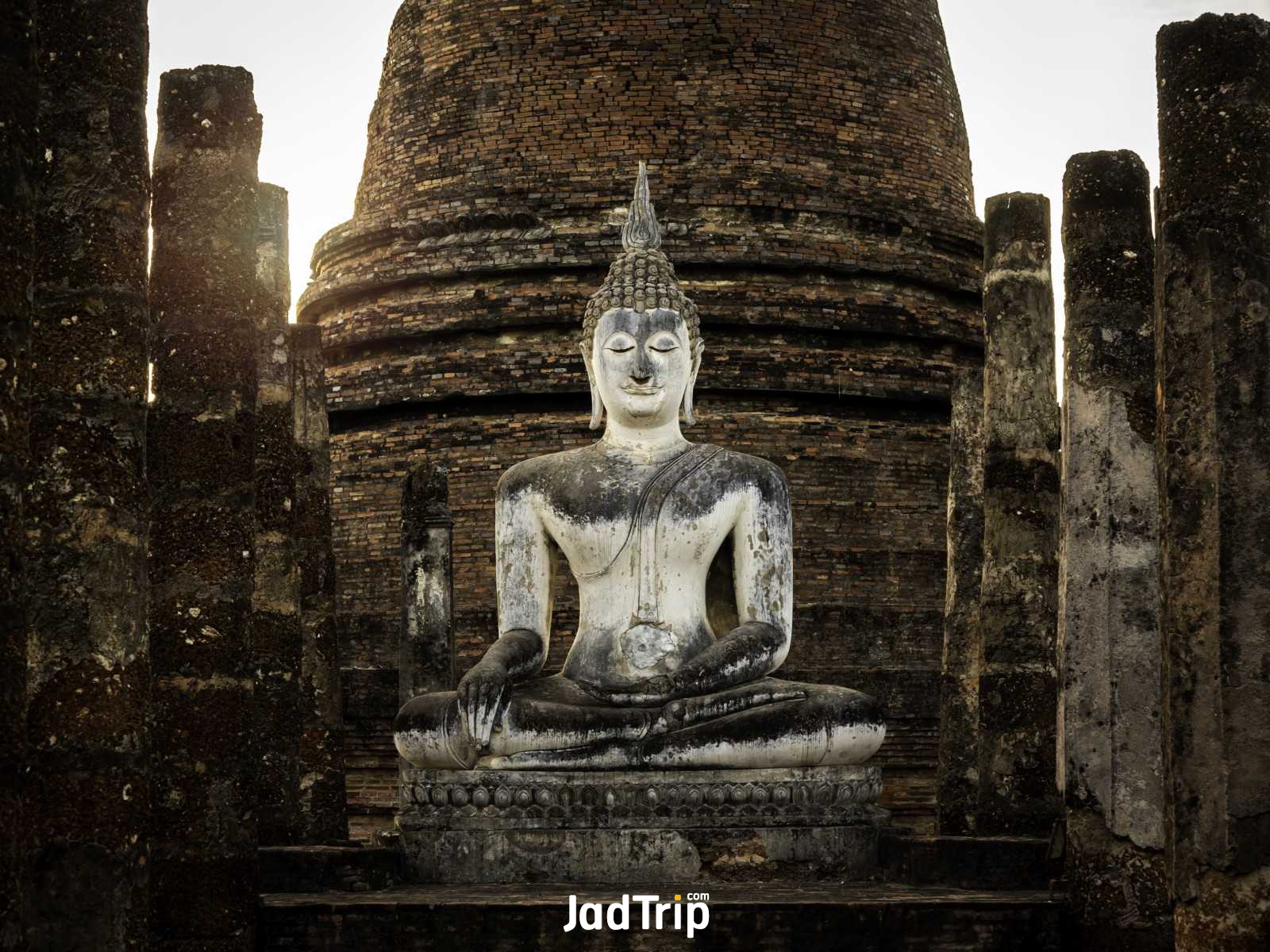 วัดมหาธาตุ_jadtrip (1).jpg