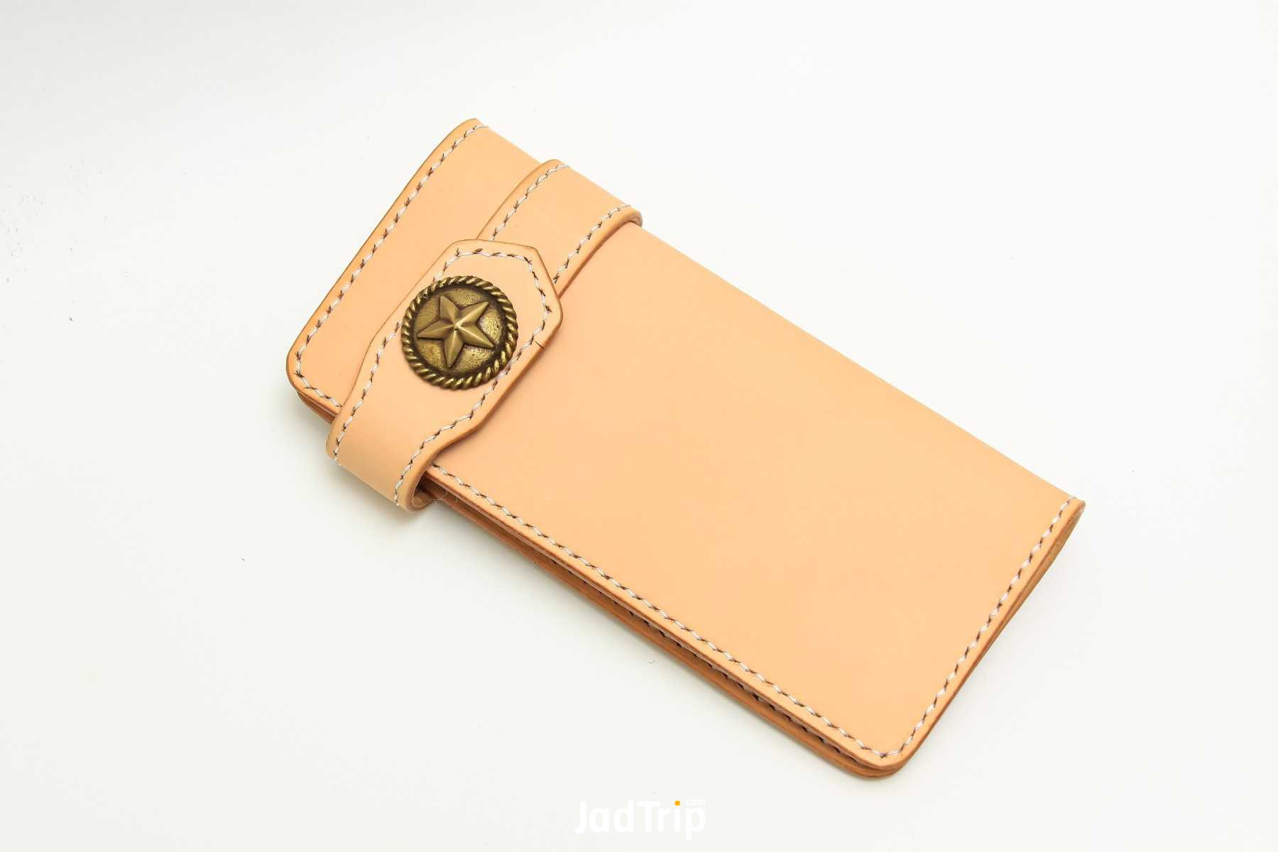 ของขวัญวันรับปริญญาผู้ชาย_jadtrip (1).jpg