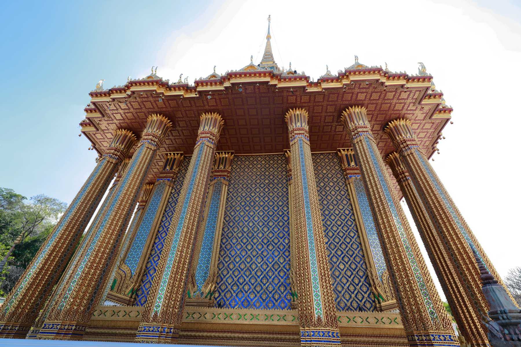 วัดพระพุทธบาทราชวรมหาวิหาร วัดดัง สระบุรี (5)_jadtrip.jpg