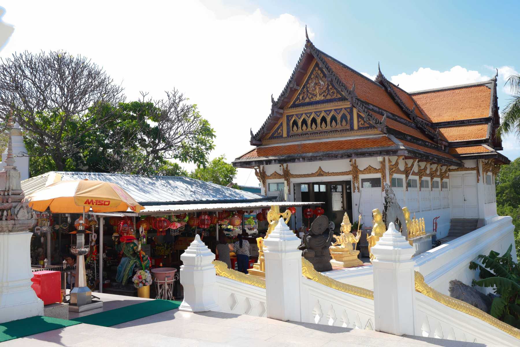 วัดพระพุทธบาทราชวรมหาวิหาร วัดดัง สระบุรี (2)_jadtrip.jpg