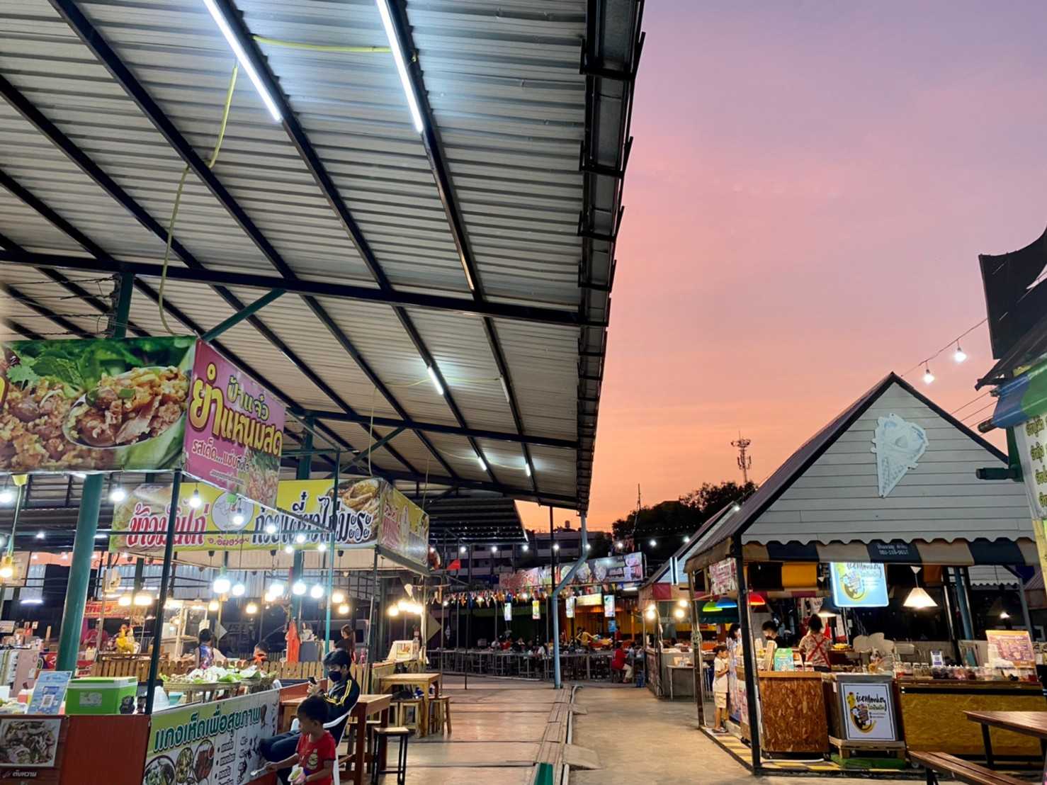 ตลาดนกฮู2ปทุมธานี (3).jpg
