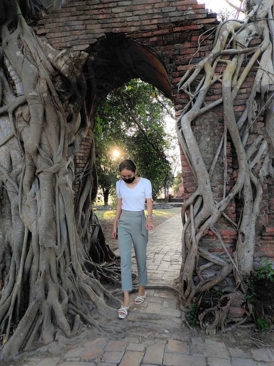 ประตูกาลเวลา วัดพระงาม  (14).jpg