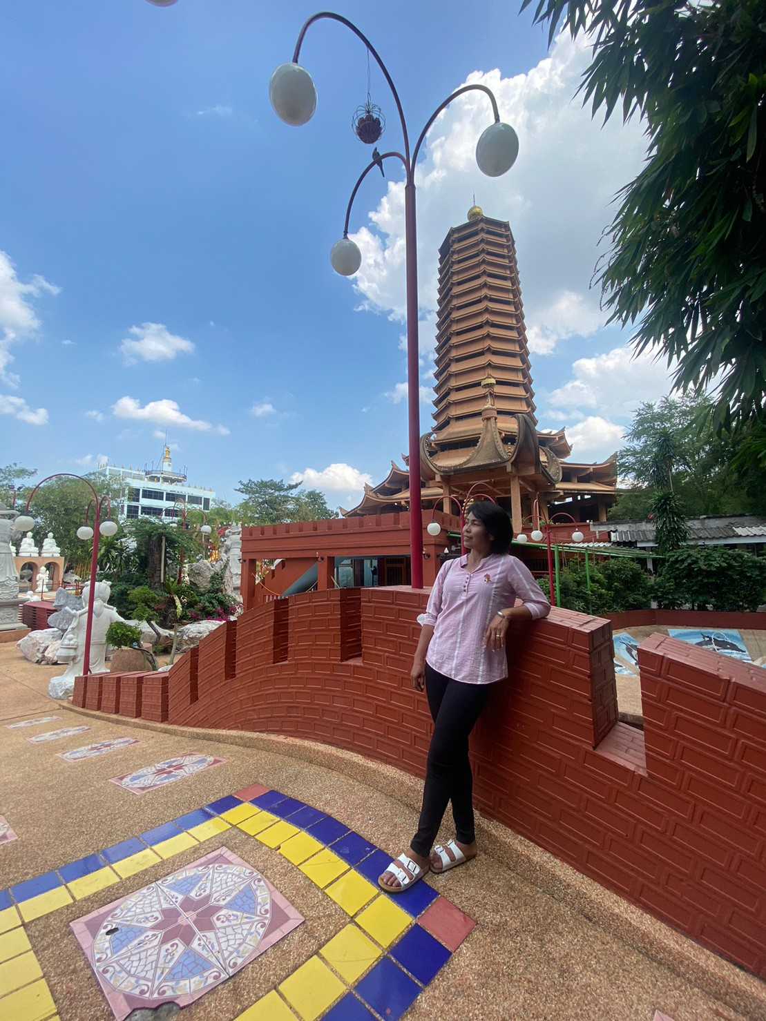 ตำหนักพระแม่กวนอิมโชคชัย 4  (19).jpg