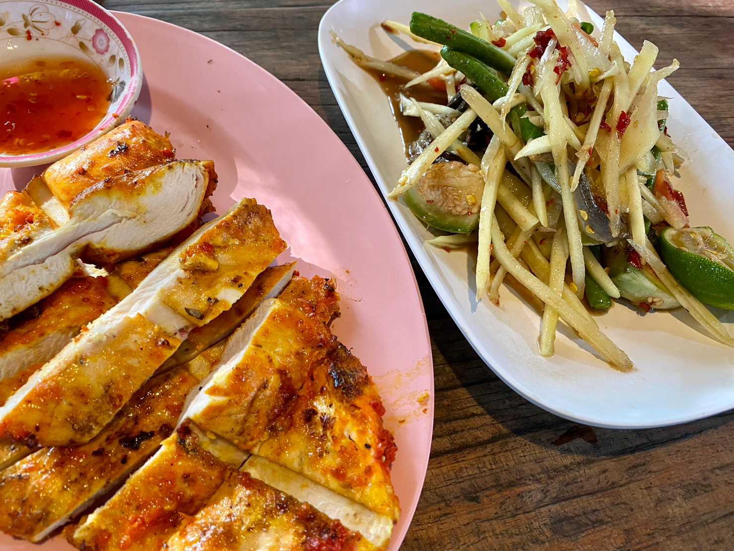 ร้านลาบอุบล&amp;ไก่ย่างบางตาล รสแซ่บ (5).jpg
