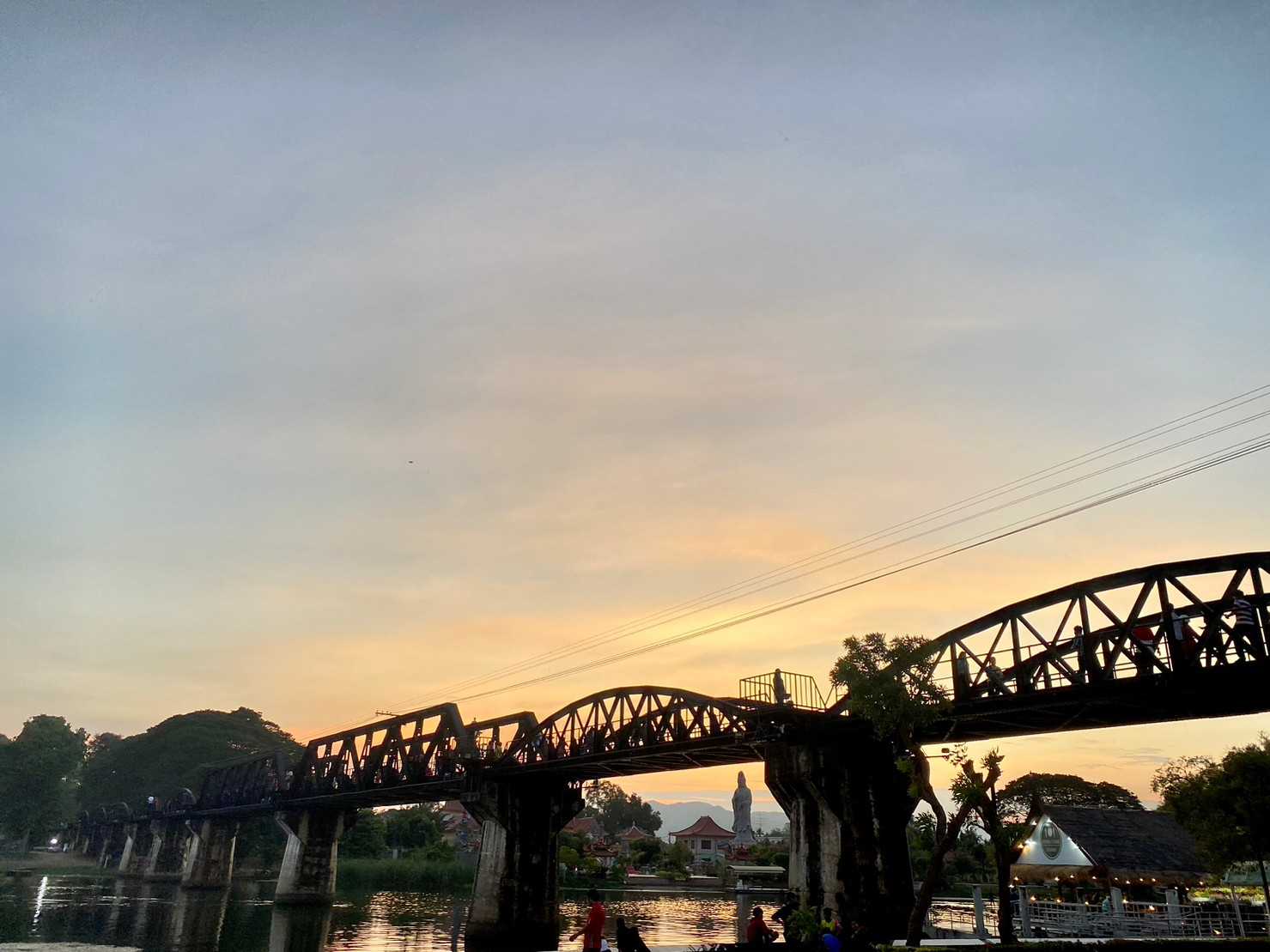 สะพานข้ามแม่น้ำแคว กลางคืน (5).jpg
