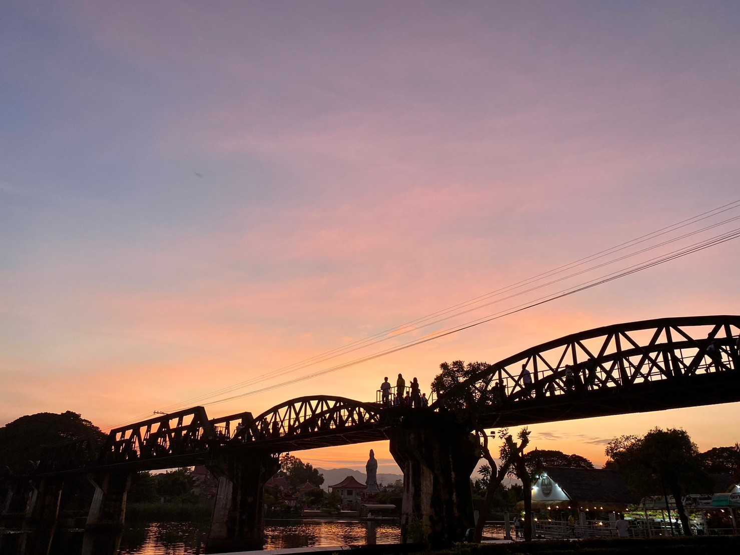 สะพานข้ามแม่น้ำแคว กลางคืน (8).jpg