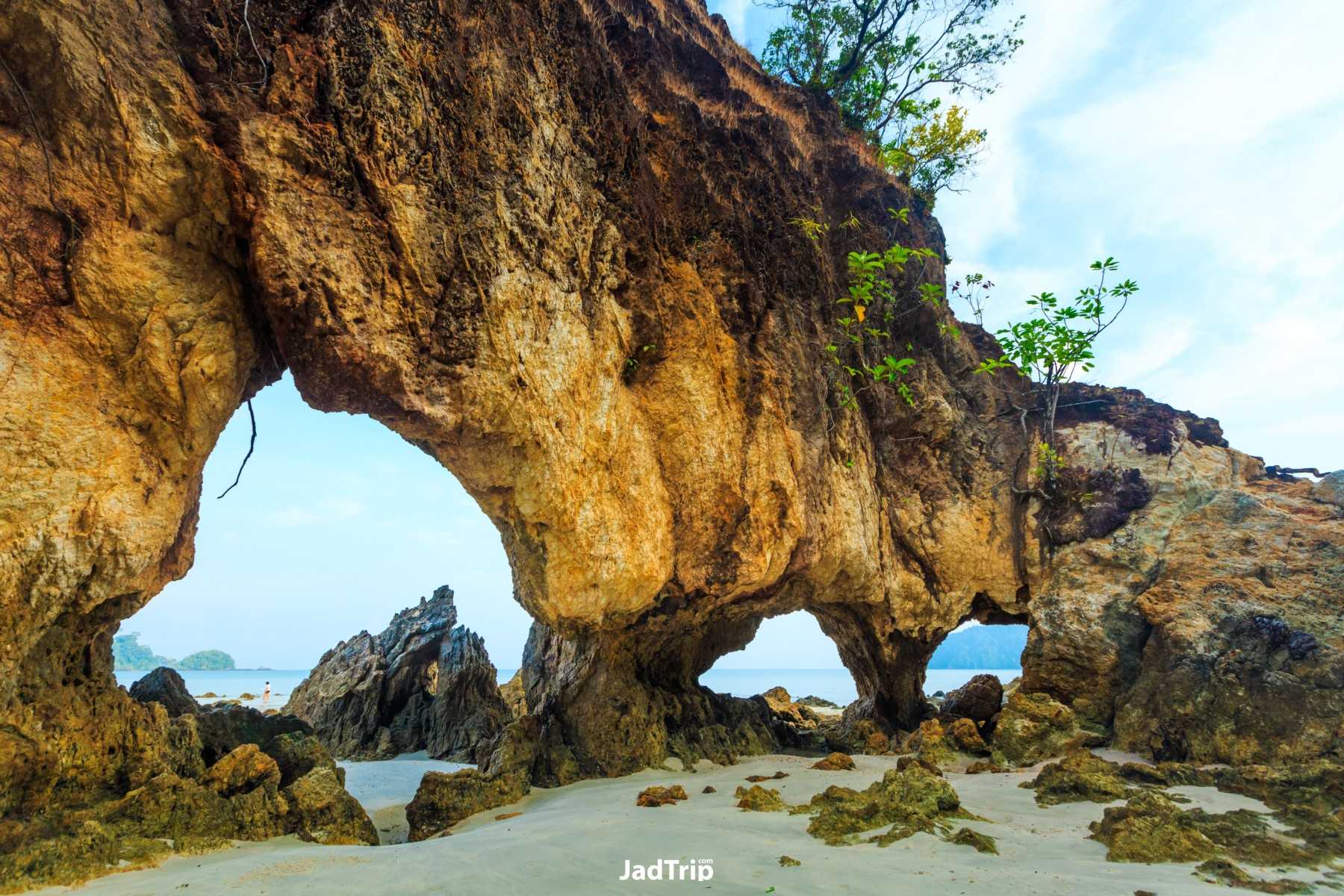 เกาะพยาม ระนอง_jadtrip.jpg
