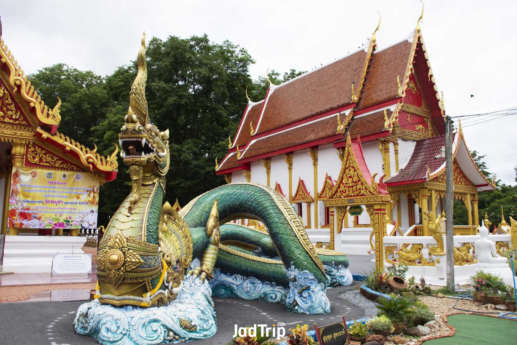 วัดพระแก้ว วัดชัยนาท (3)_jadtrip.jpg