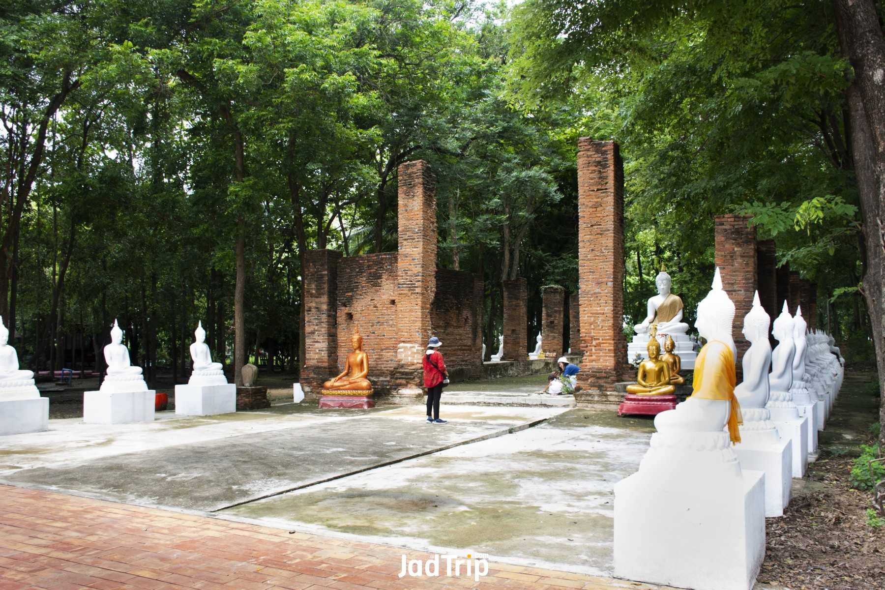 วัดพระแก้ว วัดชัยนาท (14)_jadtrip.jpg