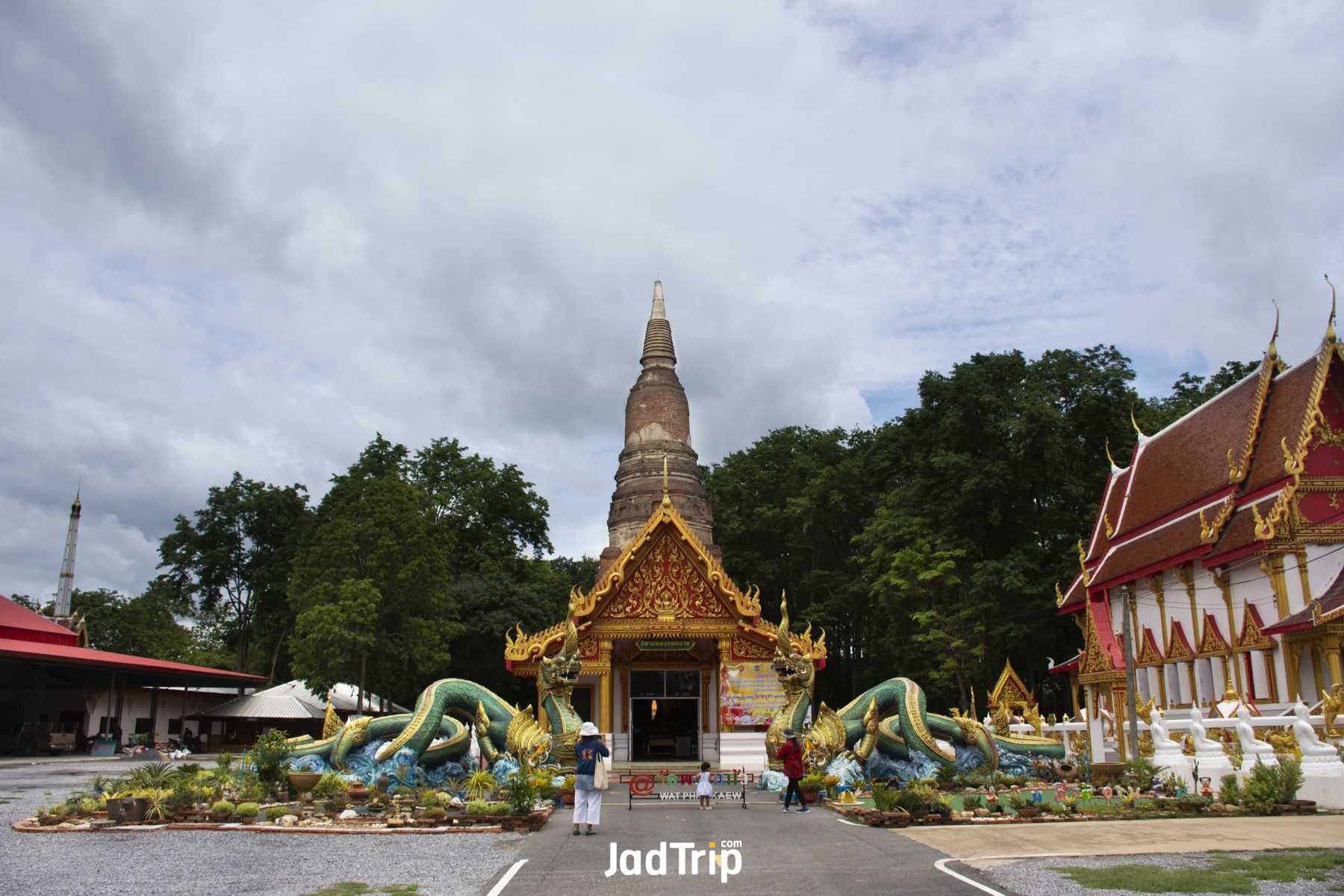 วัดพระแก้ว วัดชัยนาท (18)_jadtrip.jpg