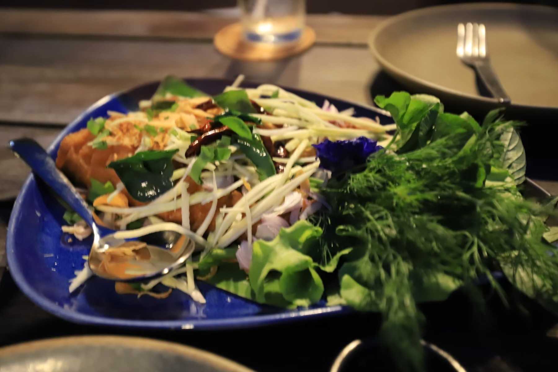 ร้านอาหารกาญจนบุรี ริมน้ํา คีรีธารา_jadtrip (21).jpg