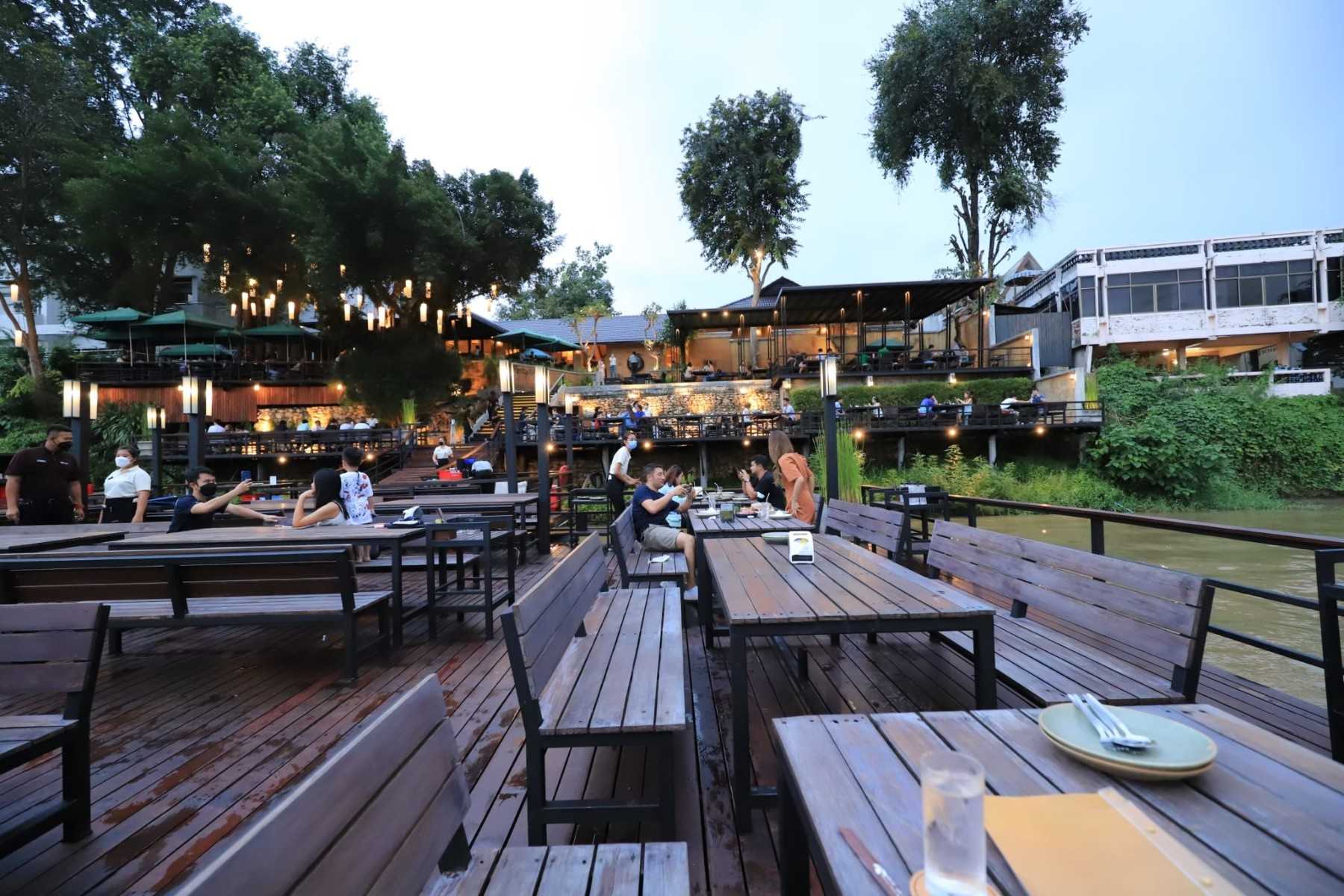ร้านอาหารกาญจนบุรี ริมน้ํา คีรีธารา_jadtrip (32).jpg