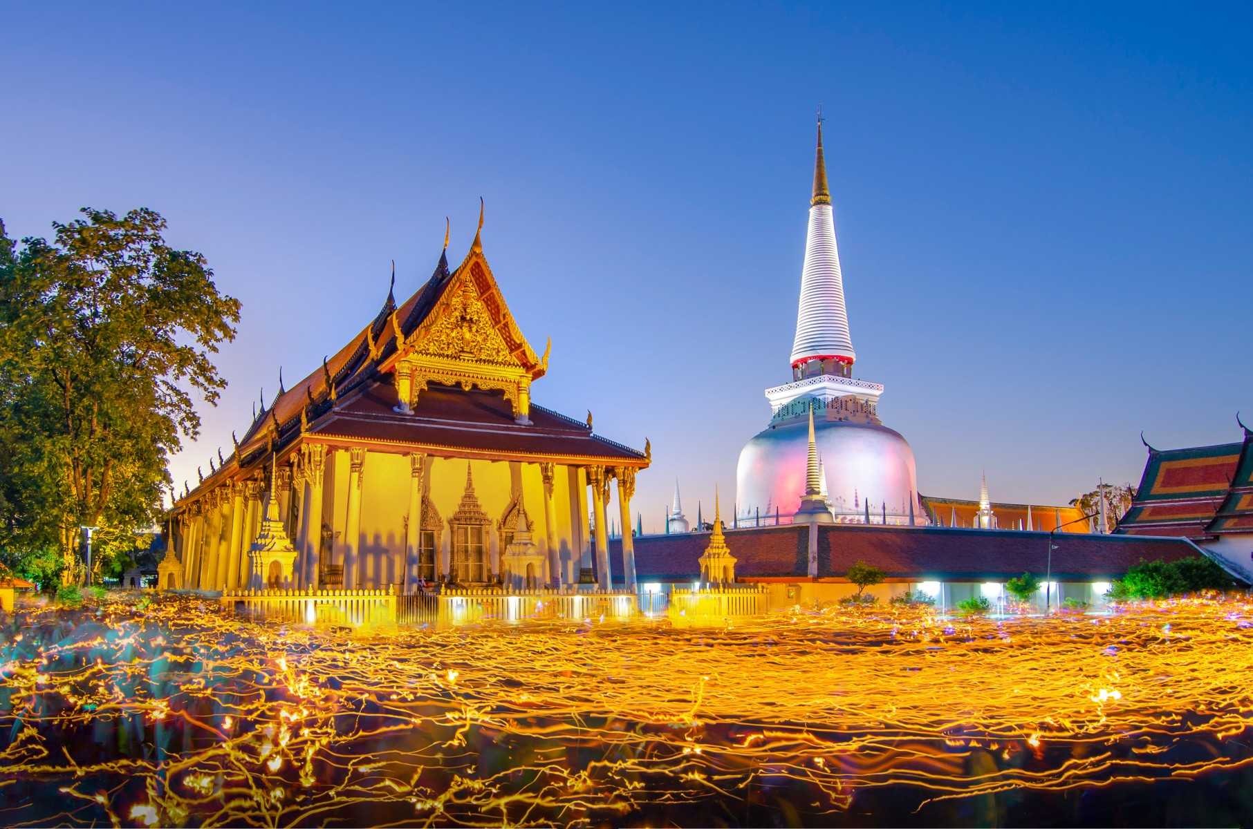 วัดพระมหาธาตุ นครศรีธรรมราช_jadtrip (1).jpg