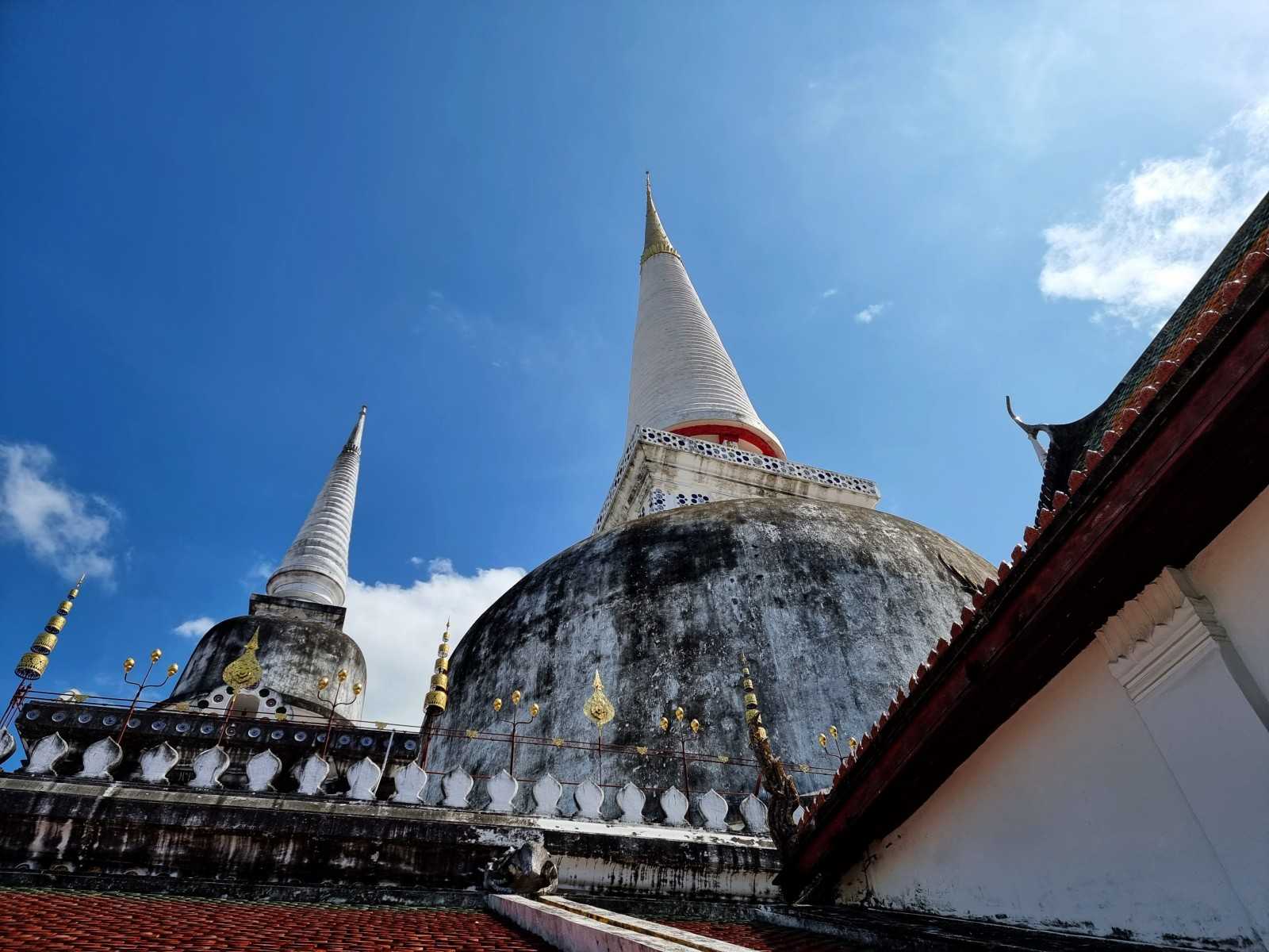 วัดพระมหาธาตุ นครศรีธรรมราช_jadtrip (2).jpg
