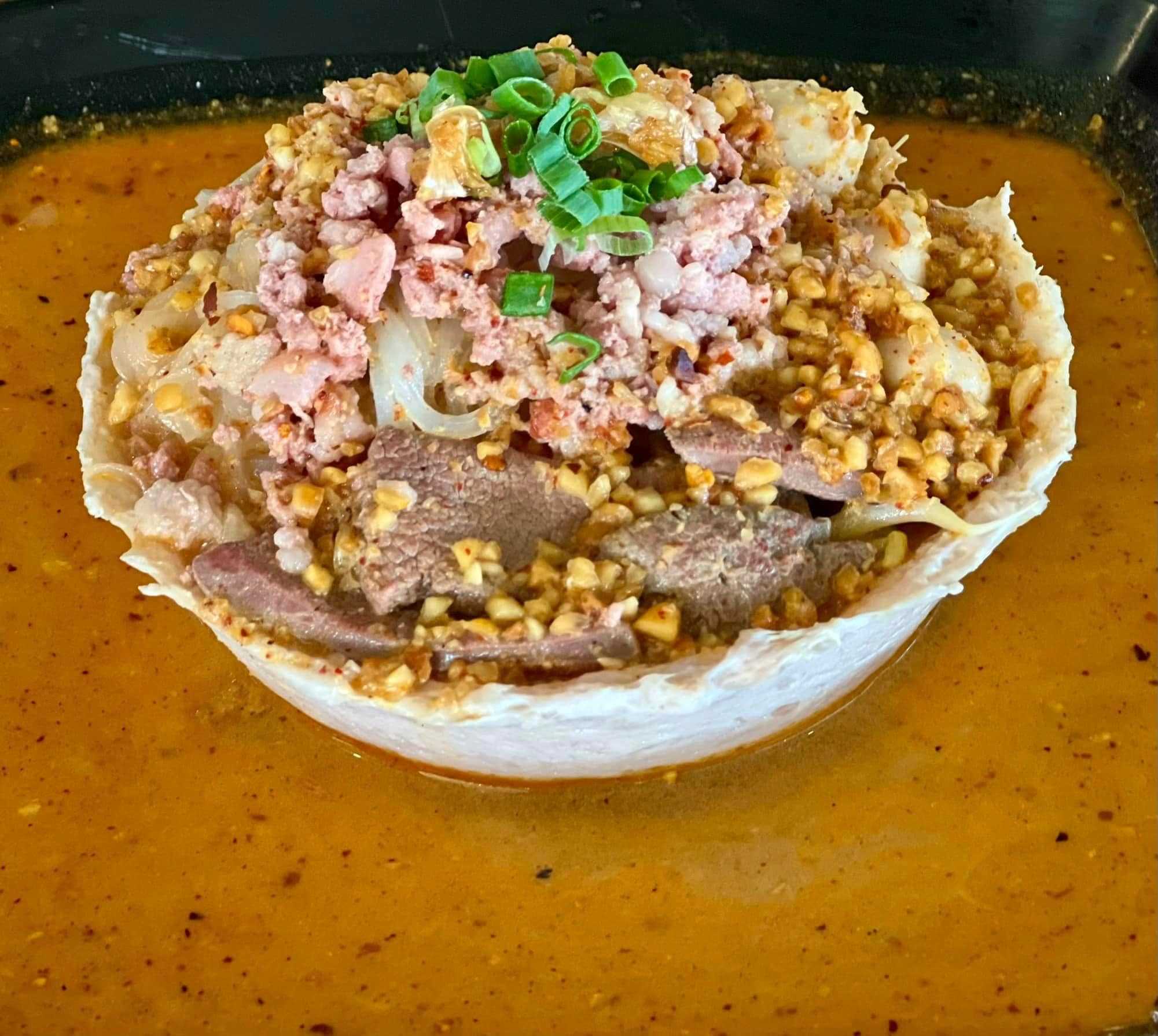ก๋วยเตี๋ยวเรือจอมนาง เเละ วอเตอร์ฟอลคาเฟ่ ชลบุรี 4.jpg