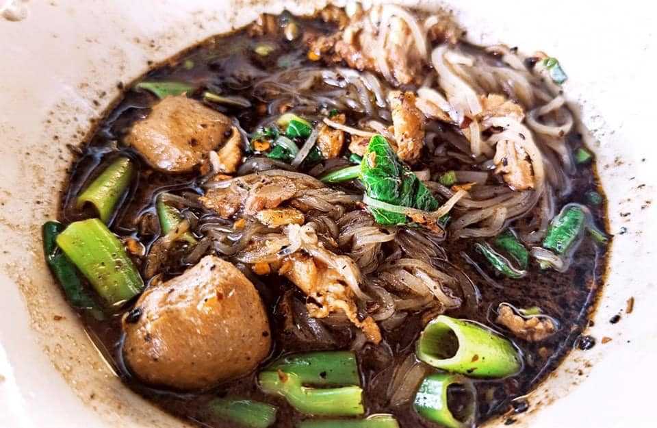เดือดก๋วยเตี๋ยวเรืออยุธยา.jpg
