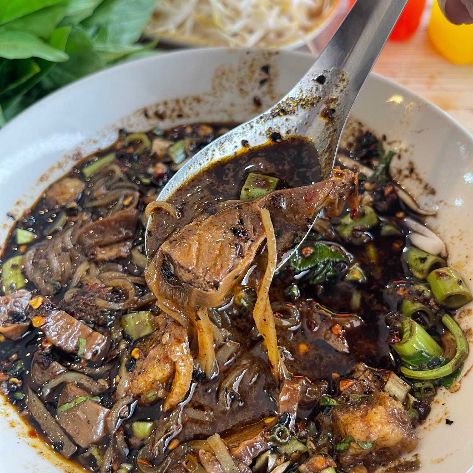 ก๋วยเตี๋ยวเรือลุงจุน รังสิต คลอง5 ปทุมธานี2.jpg