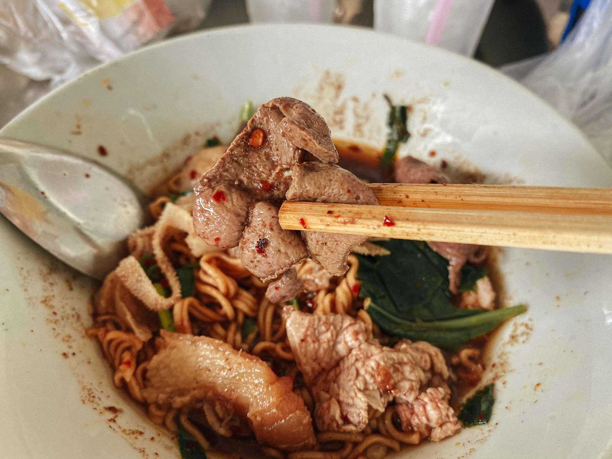ก๋วยเตี๋ยวเรือสมหมายอร รังสิต3.jpg
