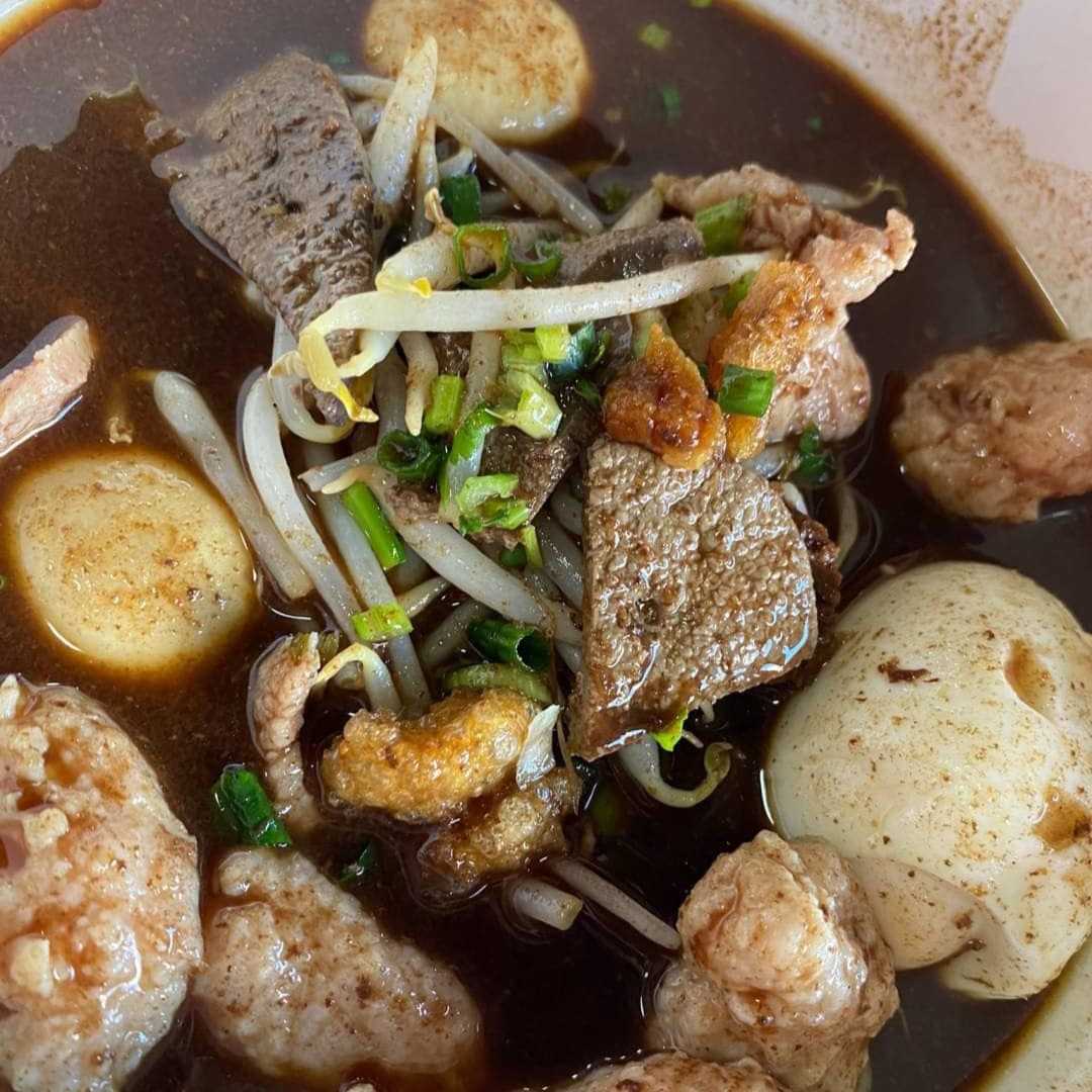 ก๋วยเตี๋ยวเรือรุ่งรัตน์682.jpg