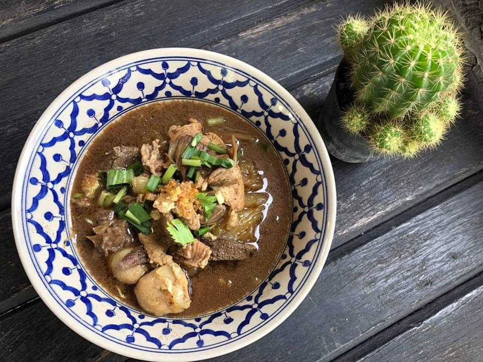 ก๋วยเตี๋ยวมอญ นายเดี่ยว2.jpg