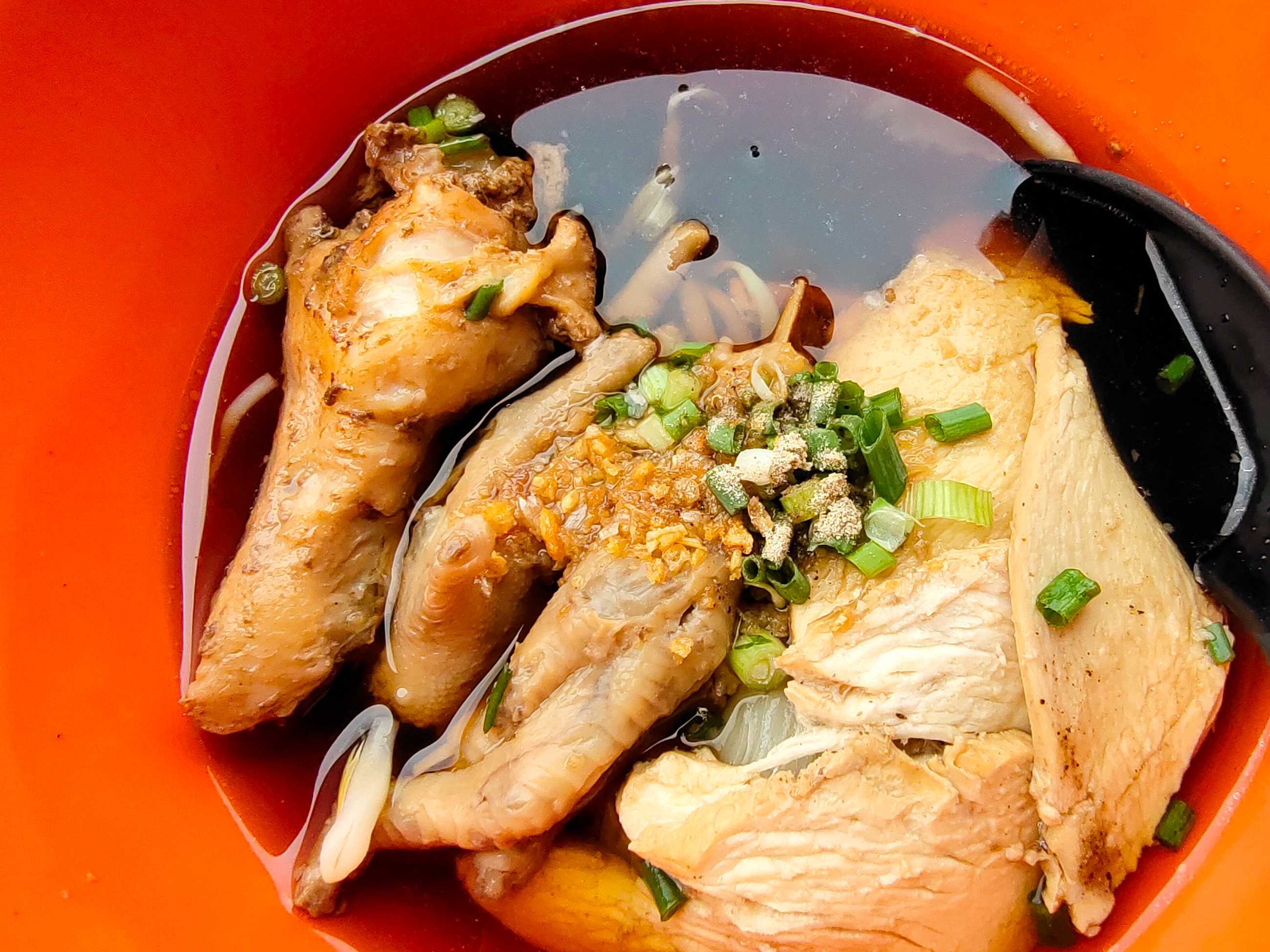 ร้านก๋วยเตี๋ยวเต็มตีน ก๋วยเตี๋ยวเจี๊ยบเชิญยิ้ม (26).jpg