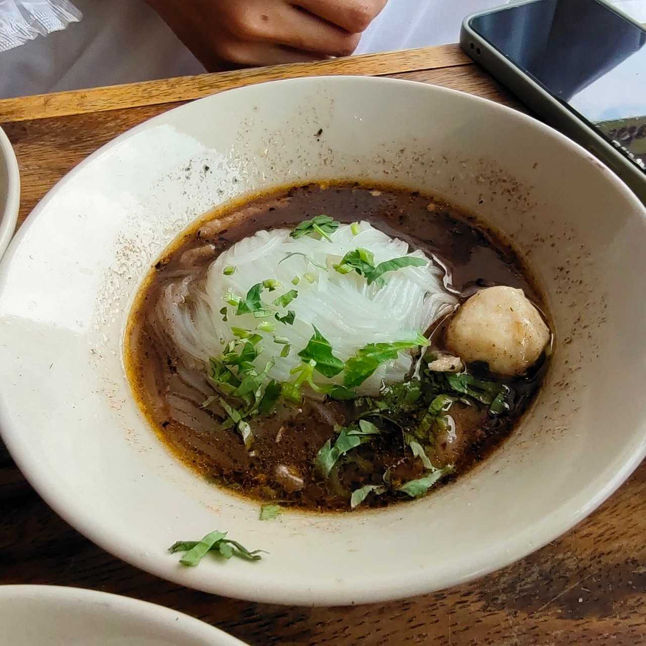 ก๋วยเตี๋ยวเรือ ป.ประทีป สาขานานาเพลส jadtrip (14).jpg
