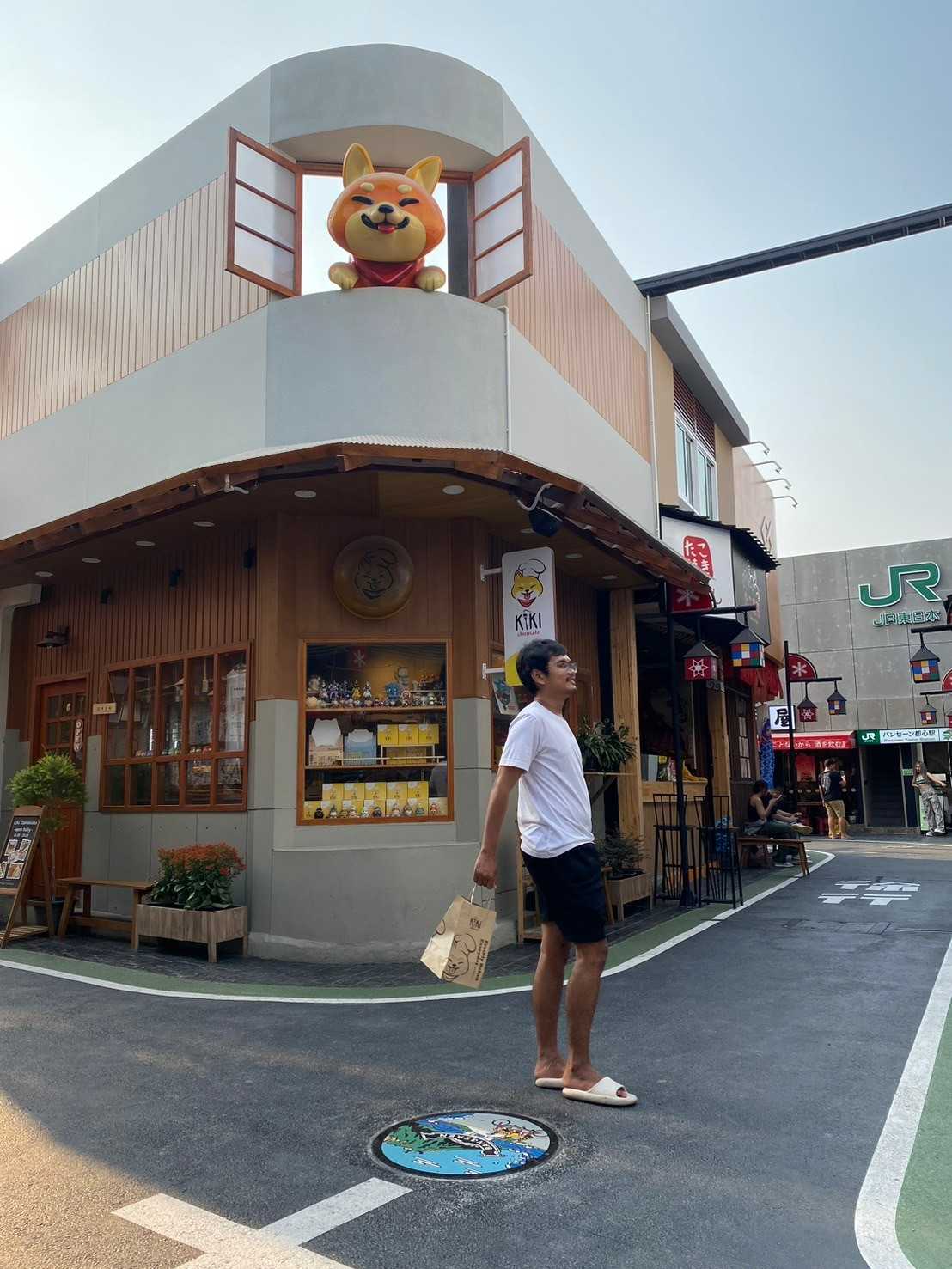LINE_ALBUM_บางแสนล่าสุด_๒๔๐๓๑๓_27.jpg