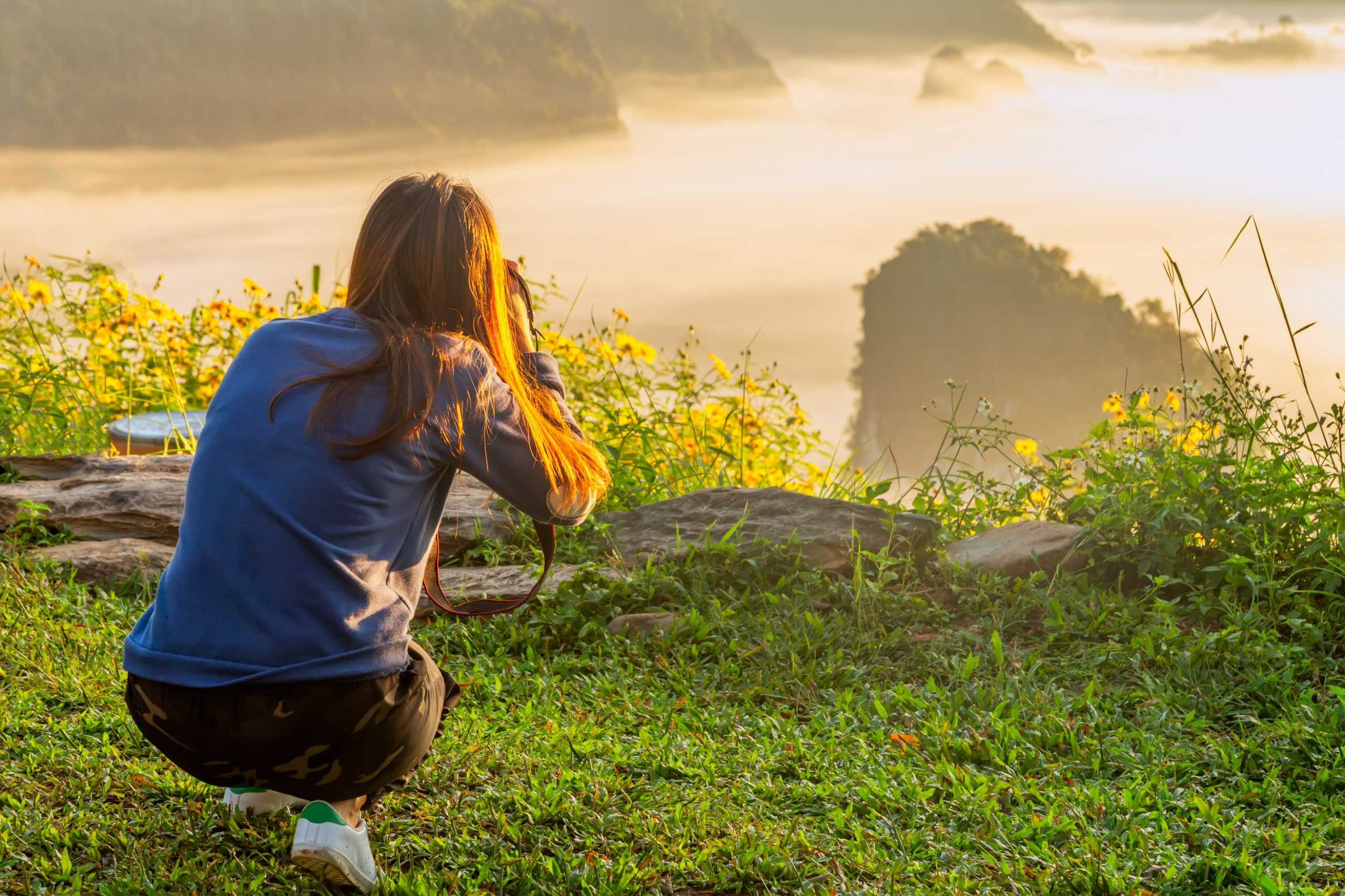 mountain-flower-views-phu-langka-national-park-thailand (6)_jadtrip.com.jpg