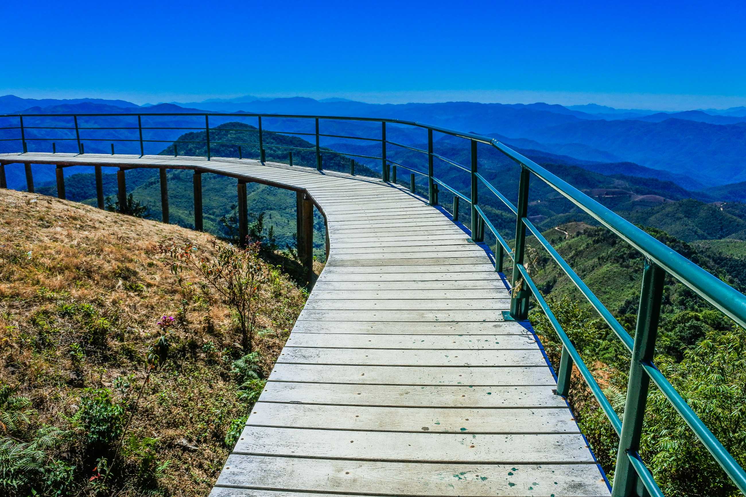 doi-pui-ko-moutain-view-point-mae-hong-son-thailand_jadtrip.com.jpg