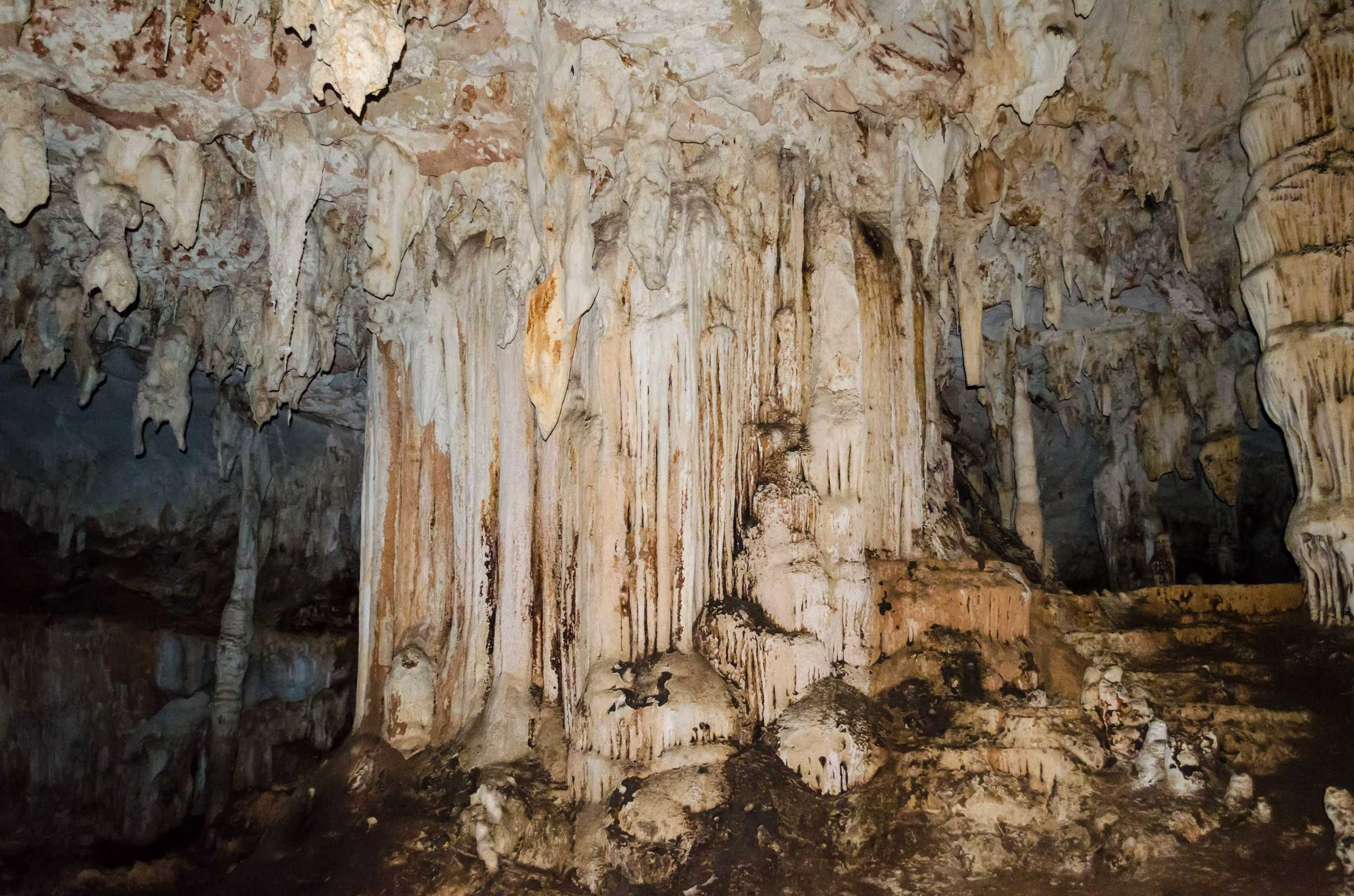 stalactite-stalagmite-cave-tham-lod-national-park-mae-hong-son-province-thailand.jpg