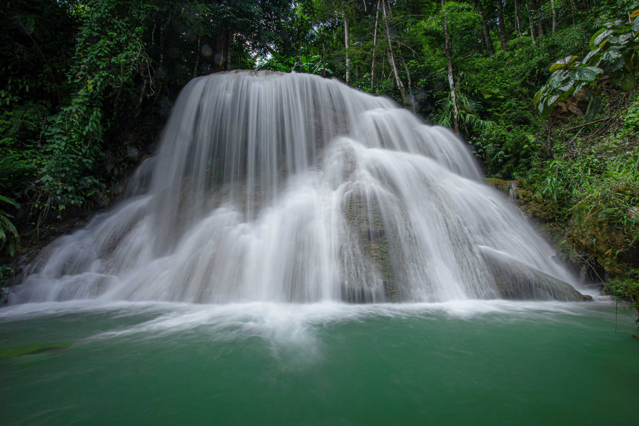 mae-kae-waterfall-is-waterfall-that-locate-national-park-area-ngao-lampang-provi.jpg