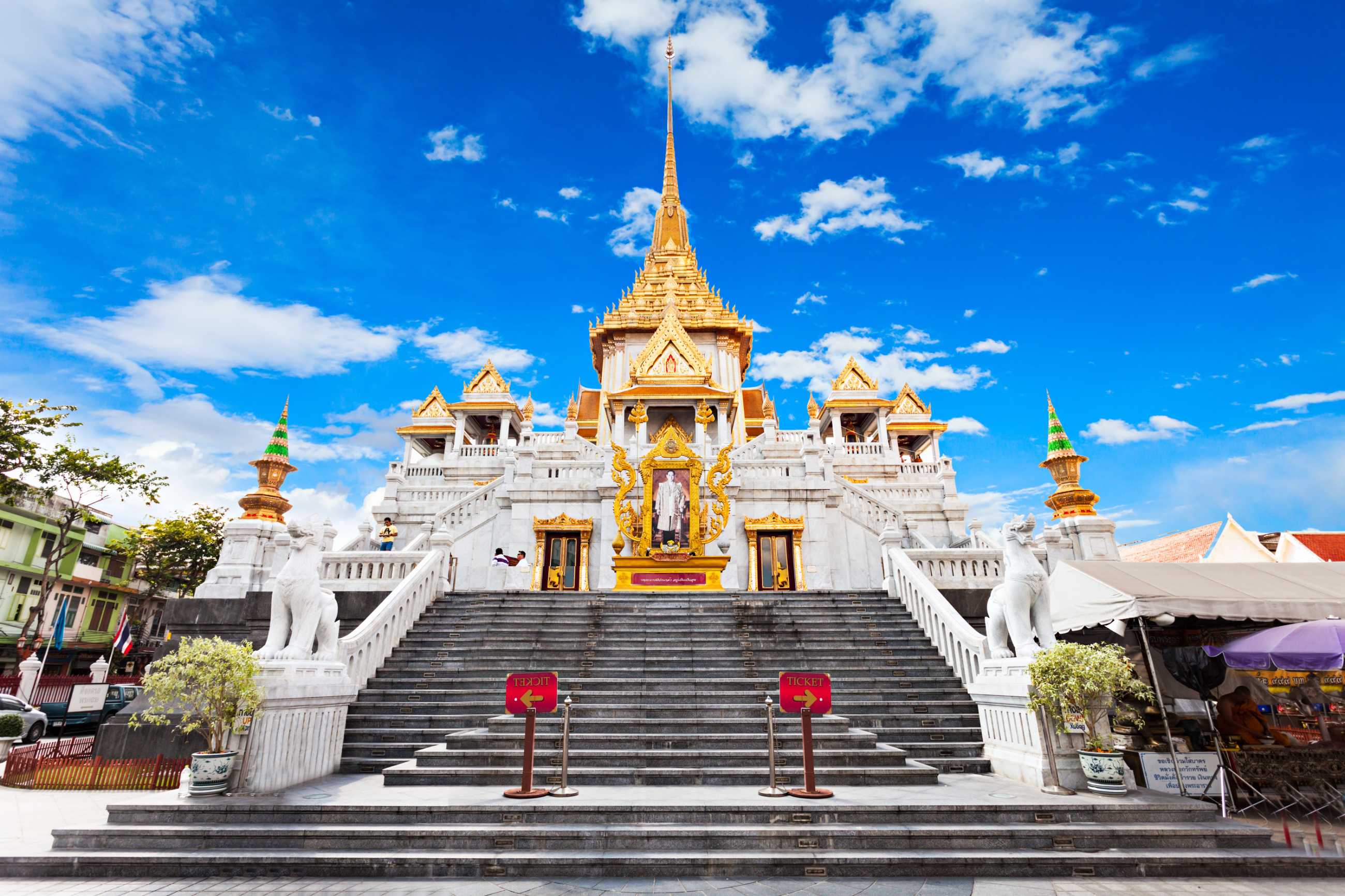 วัดไตรมิตร วัดไตรมิตรวิทยารามวรวิหาร (วัดสามจีน) (3)_jadtrip.com.jpg